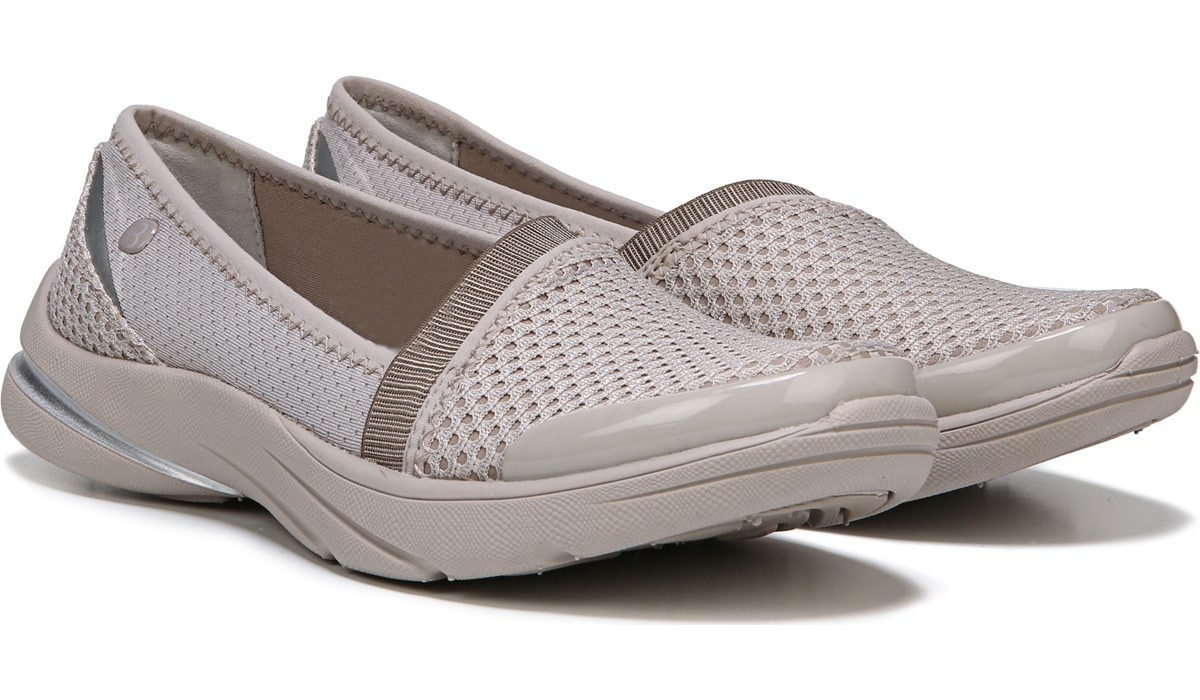 bzees slip on shoes