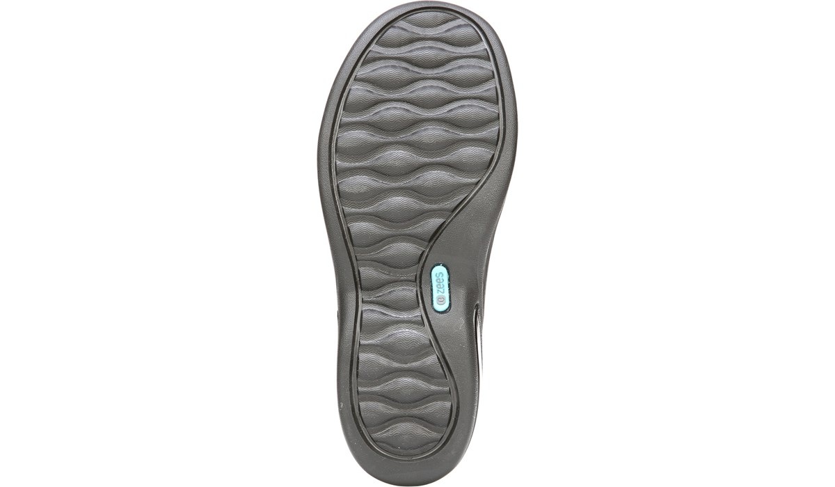 bzees niche black