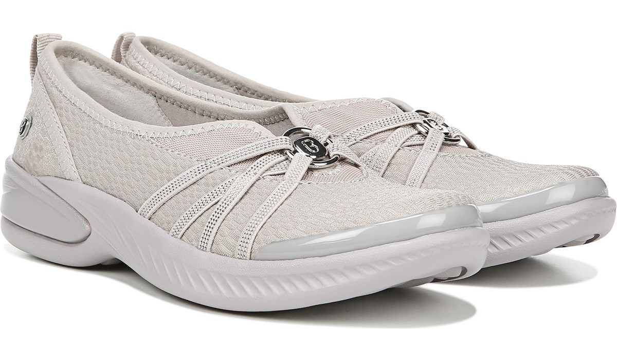 bzees tennis shoes