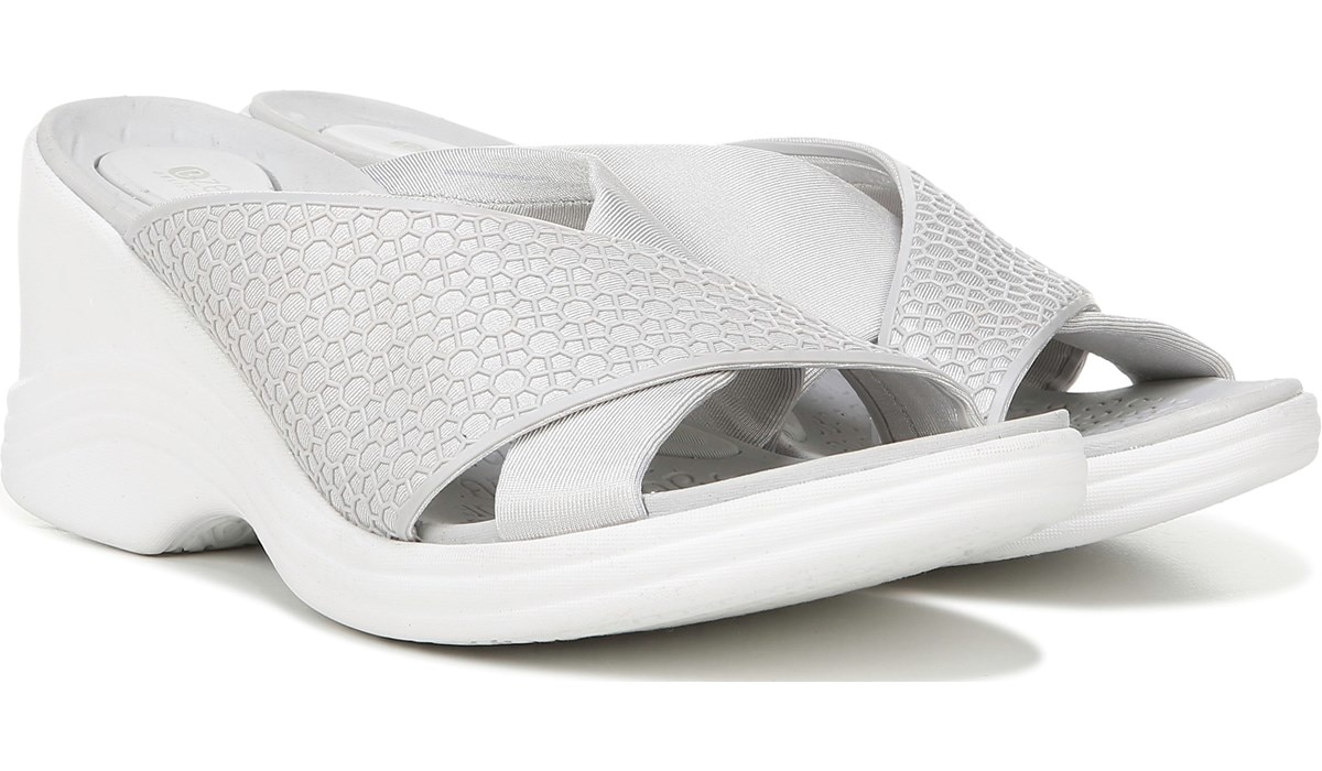 bzees wedge sandal