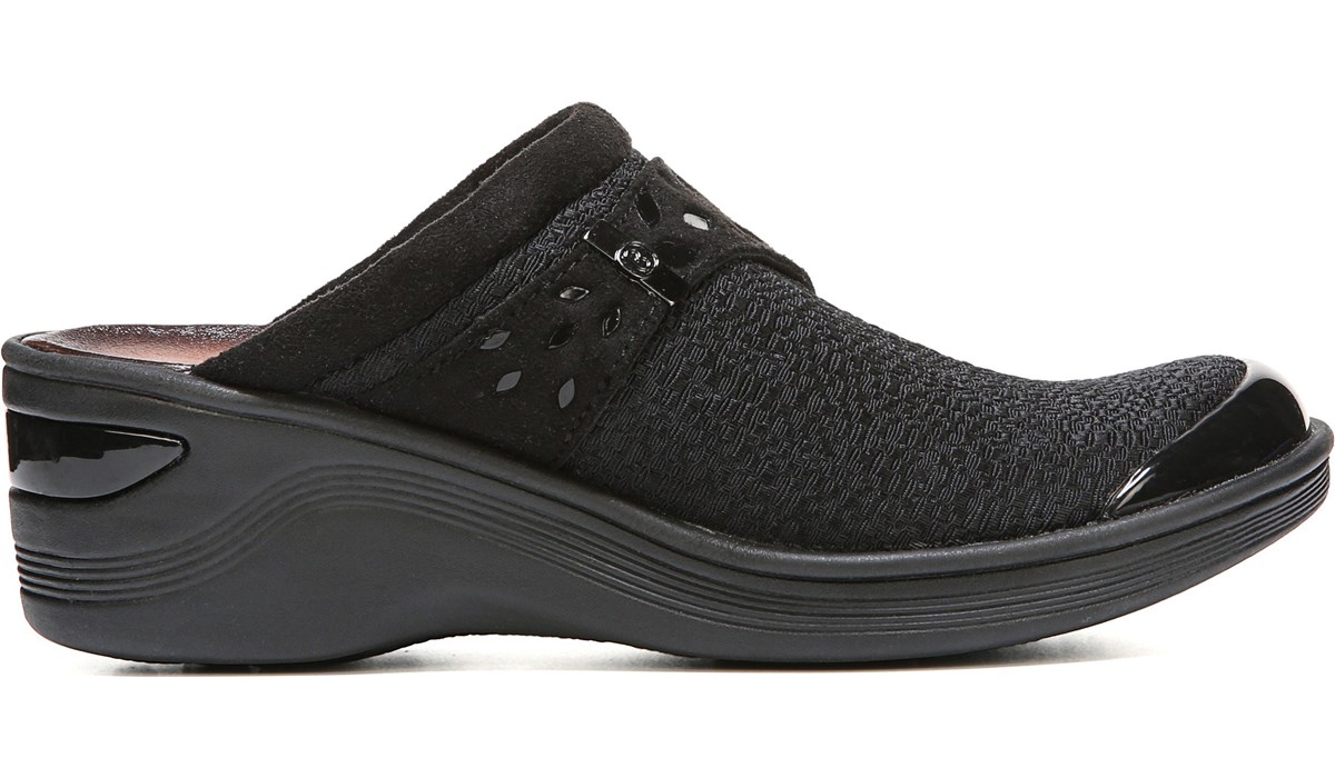 bzees dolce clog