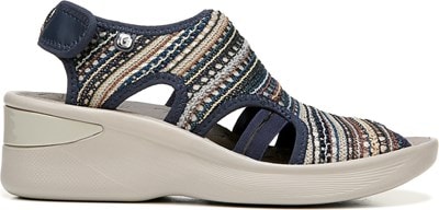 bzees axis bootie