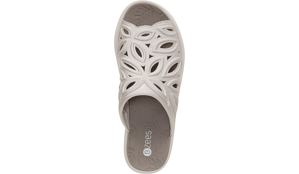 bzees susie wedge sandal